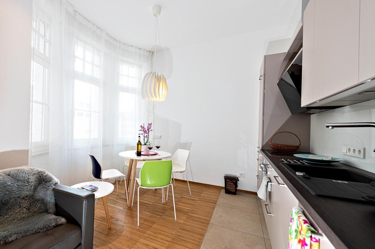 Apartments Leonardo Больцано Экстерьер фото